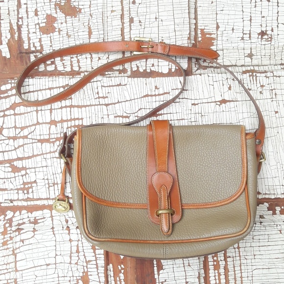 Dooney & Bourke Handbags - Vintage Dooney & Bourke leather crossbody bag